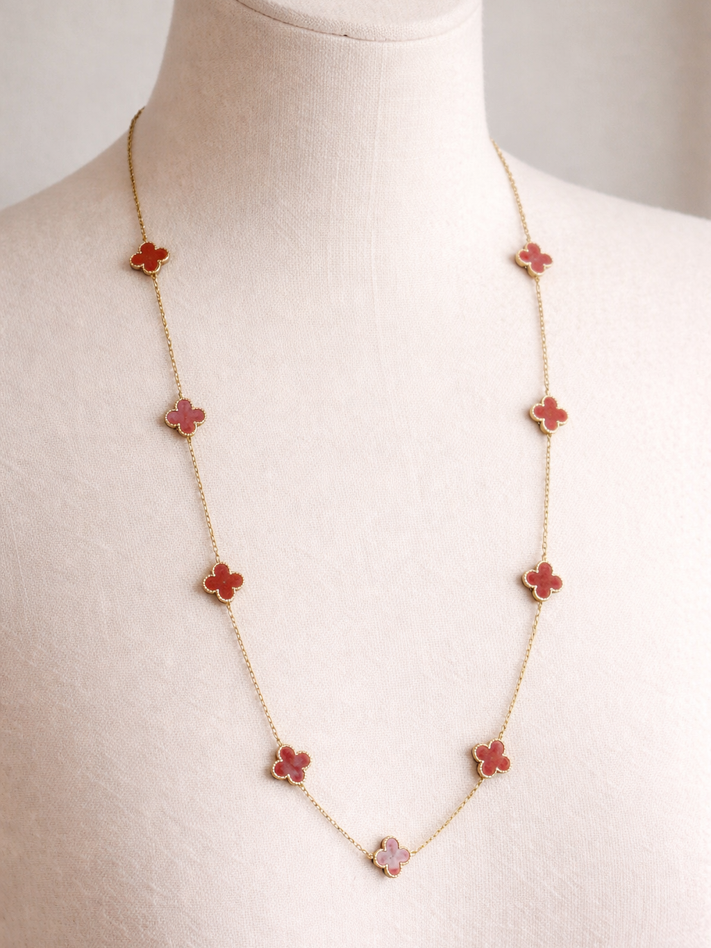 Длинное колье бижутерное в стиле Van Cleef & Arpels Alhambra