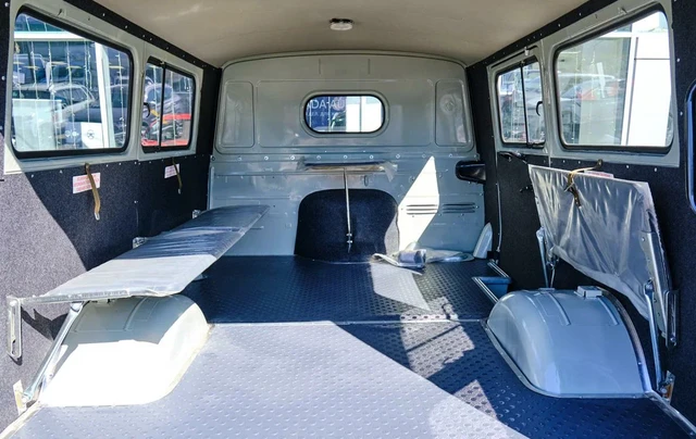 Uaz sgr_furgon