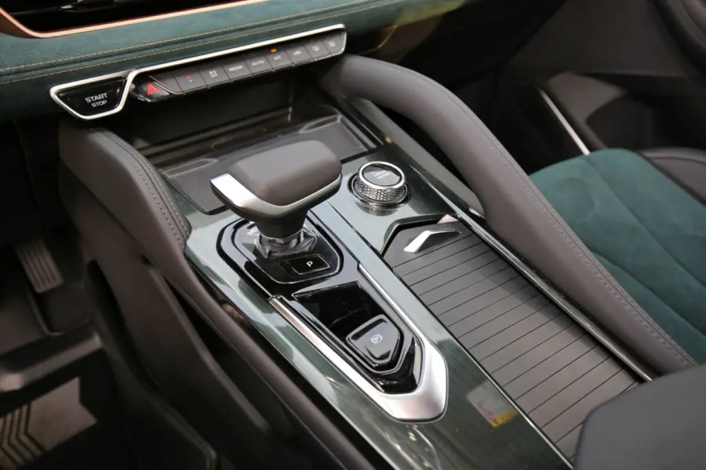 Geely monjaro