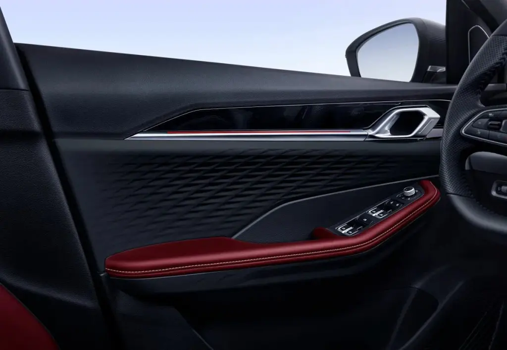 Geely coolray_new